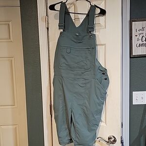 Duluth shortalls